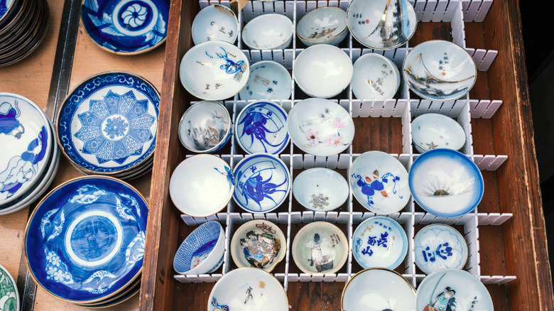 Jaka jest najbardziej poszukiwana porcelana – polskie hity i światowe rekordy
